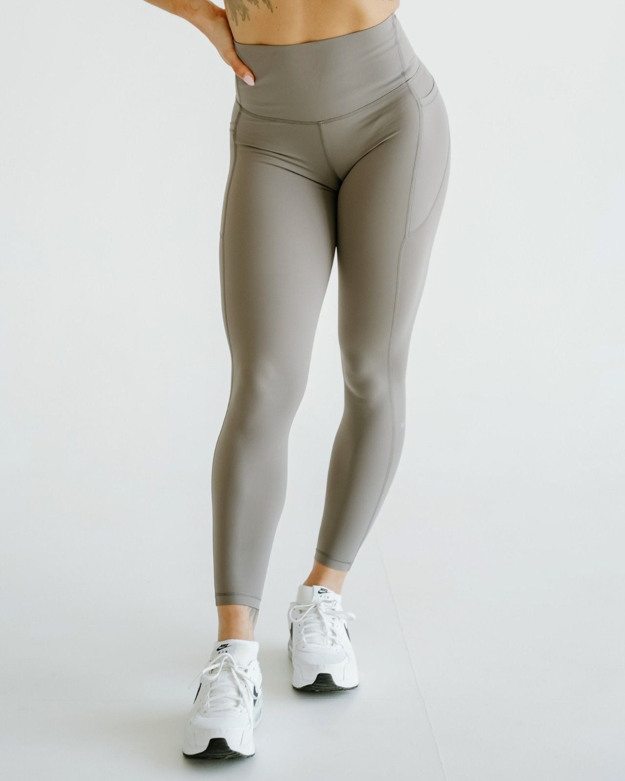 Wondrous High-Waist 7/8 Legging - Opal Gray